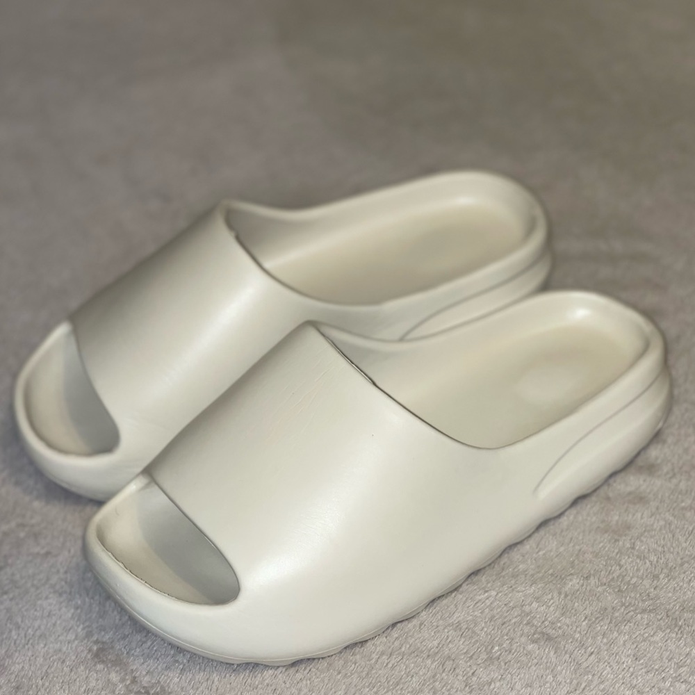 Slip-On Slides